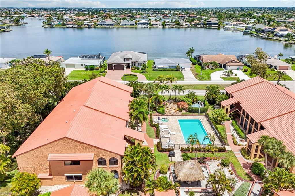 ROSE GARDEN VILLAS CONDO - Residential