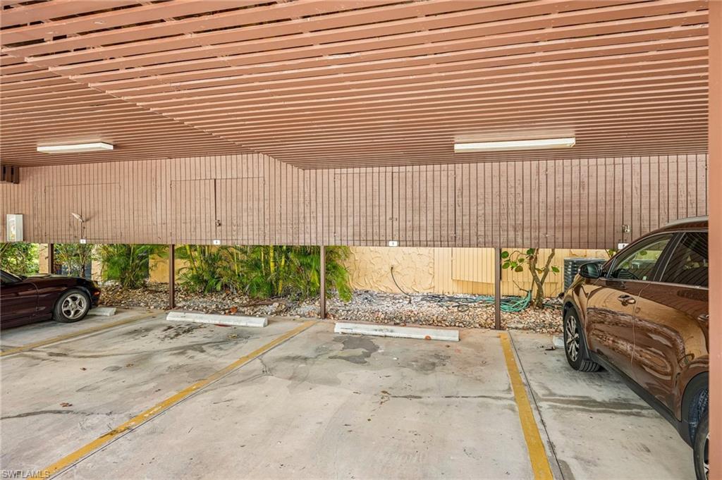 ROSE GARDEN VILLAS CONDO - Residential