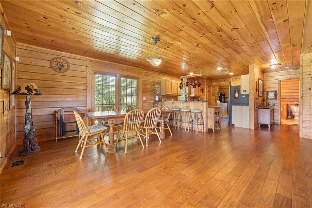 MONTURA - Residential