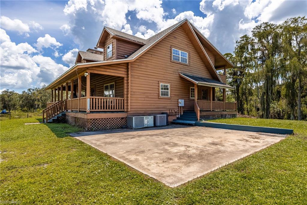 MONTURA - Residential