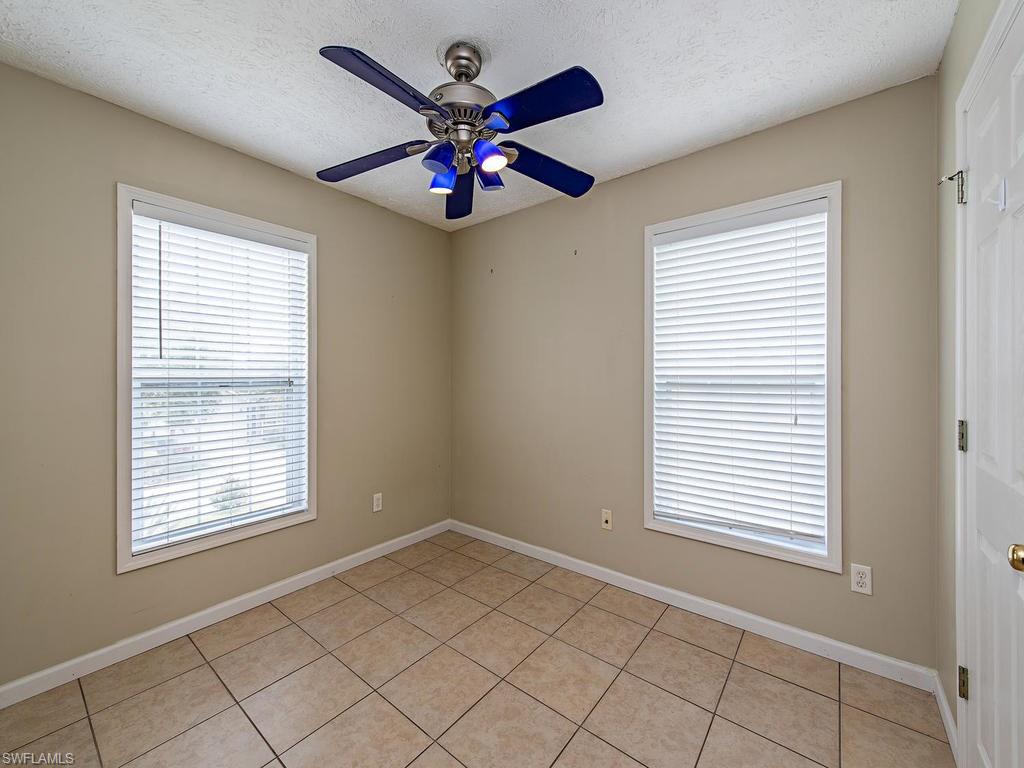 LEAWOOD LAKES - Residential