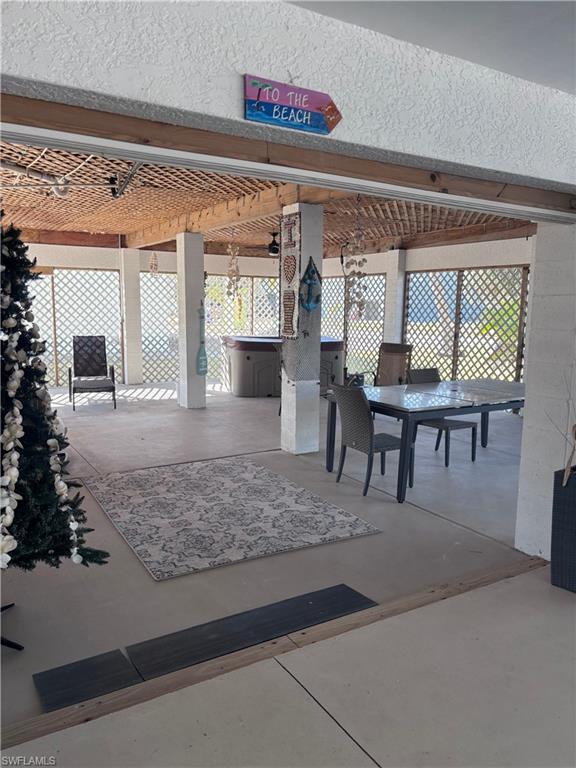 GULF ISLAND MANOR - Residential