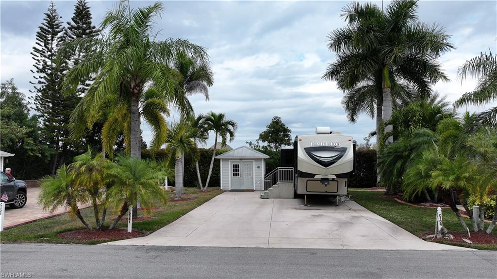 CYPRESS WOODS RV RESORT - Land