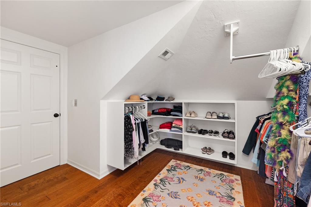 FERRY LANDING - Residential