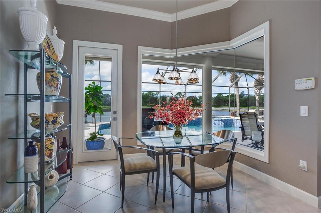 CROWN COLONY - Residential