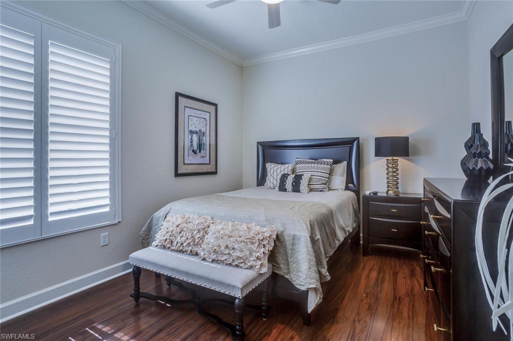 CROWN COLONY - Residential