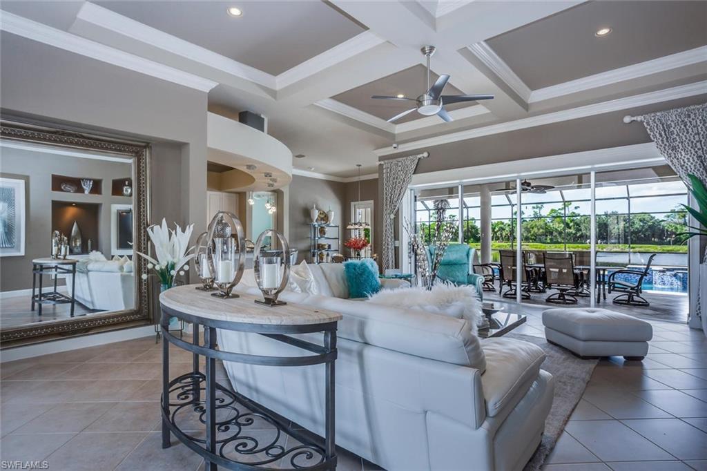 CROWN COLONY - Residential