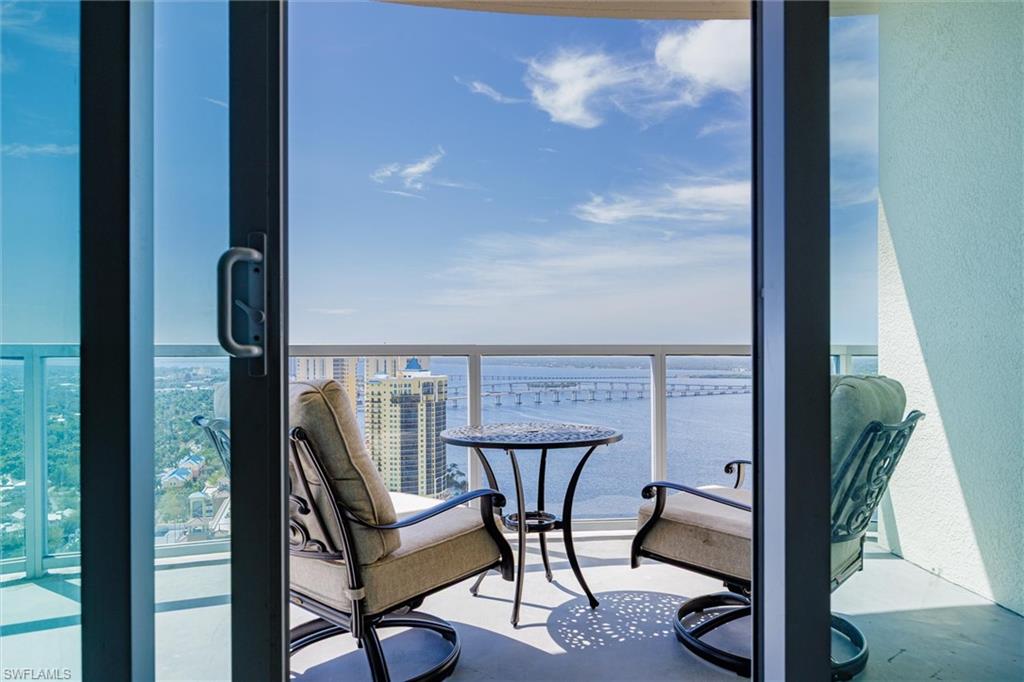 OASIS OF FORT MYERS - Residential Lease