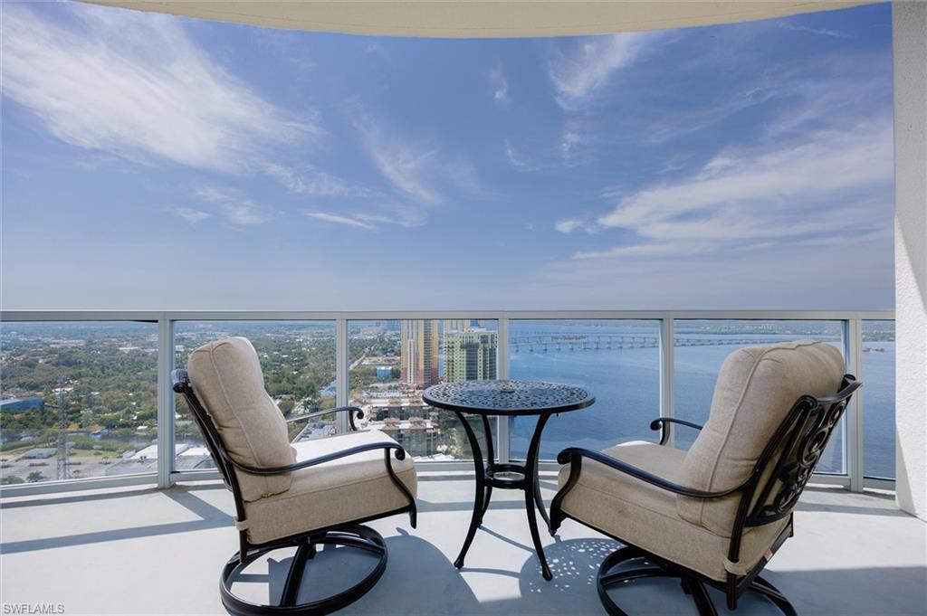 OASIS OF FORT MYERS - Residential Lease