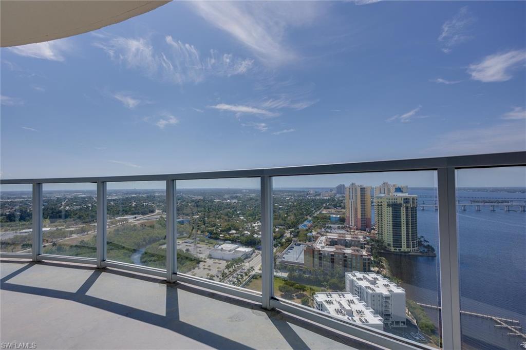 OASIS OF FORT MYERS - Residential Lease