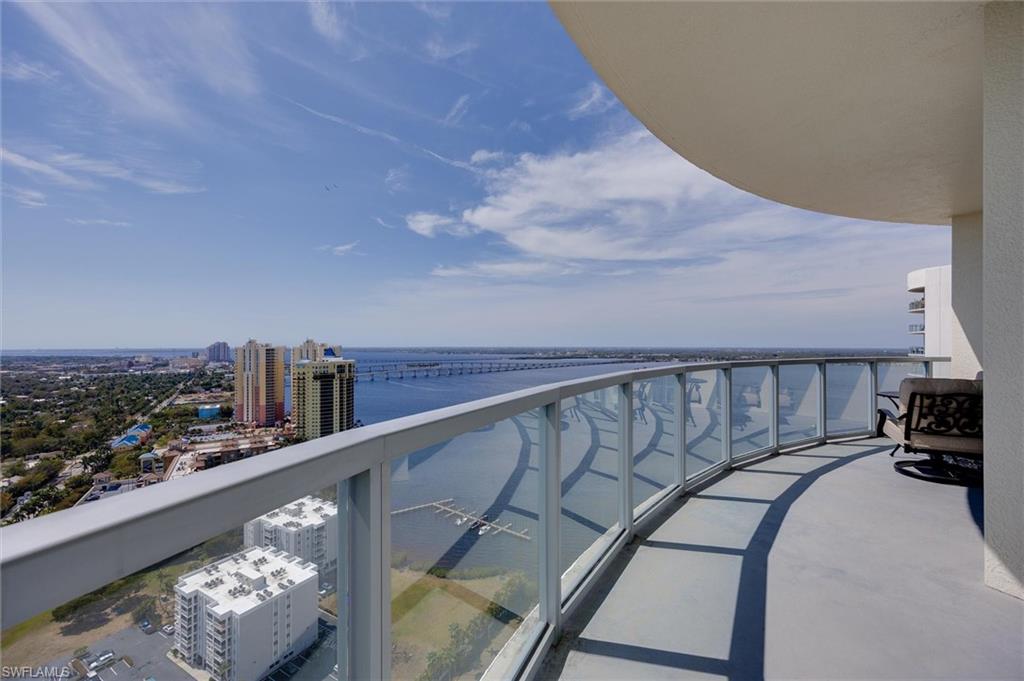 OASIS OF FORT MYERS - Residential Lease