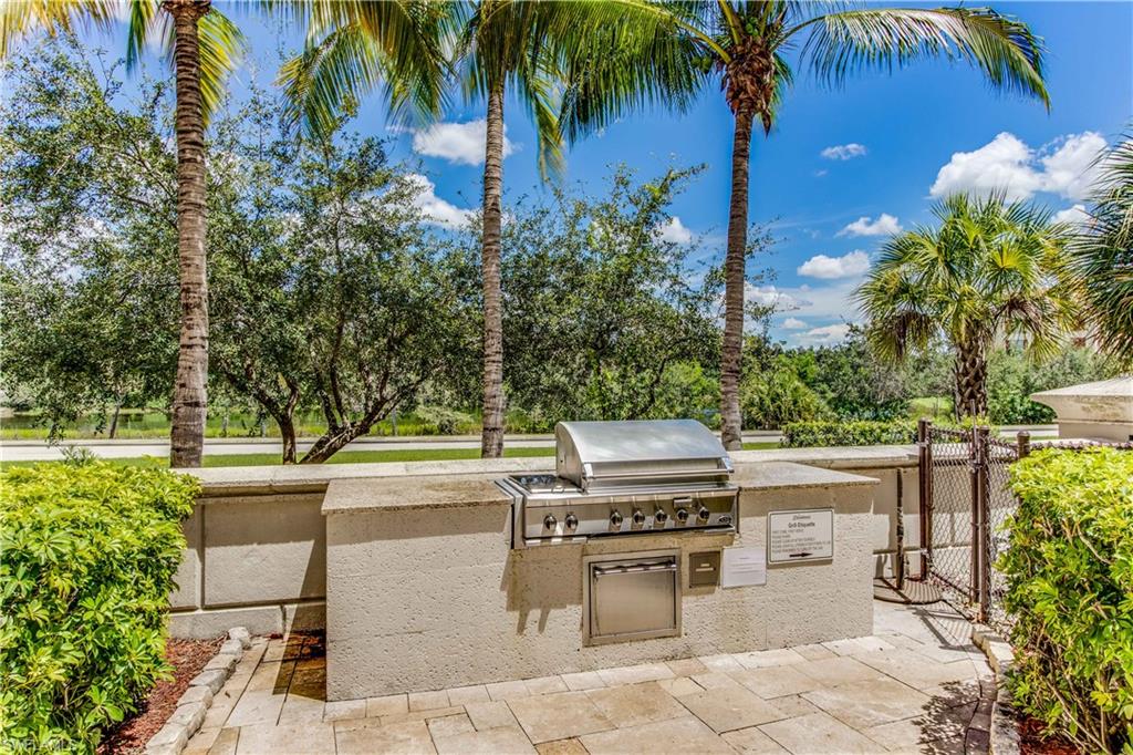 THE RESIDENCES AT COCONUT POINT - Residential