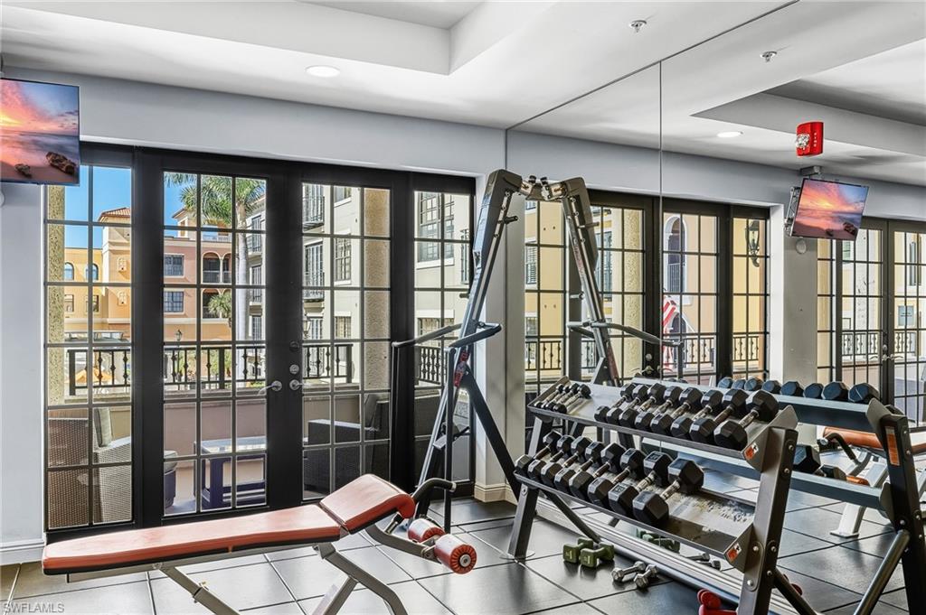 THE RESIDENCES AT COCONUT POINT - Residential