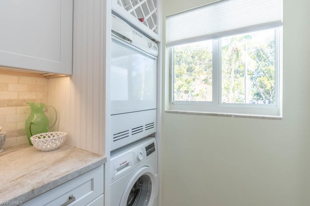 BELAIR CLUB AT PARKSHORE - Residential