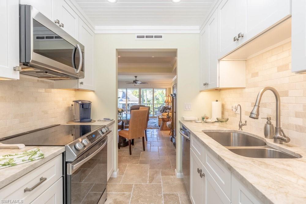 BELAIR CLUB AT PARKSHORE - Residential