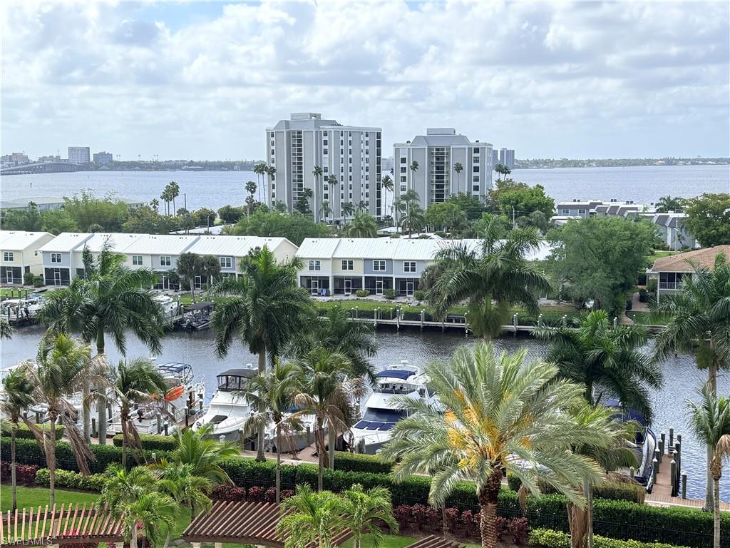 NORTH STAR YACHT CLUB - Residential