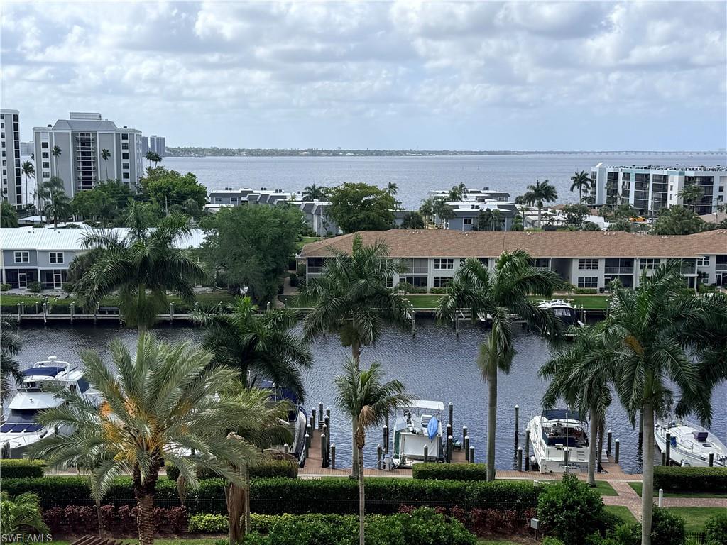 NORTH STAR YACHT CLUB - Residential