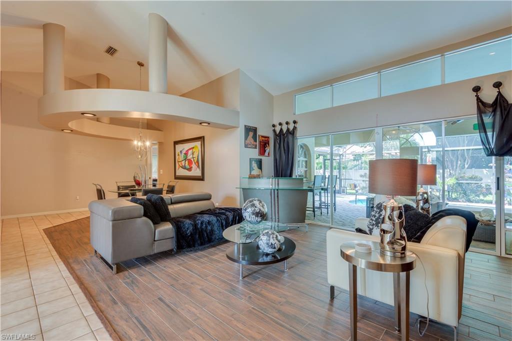 MAHOGANY RUN - Residential