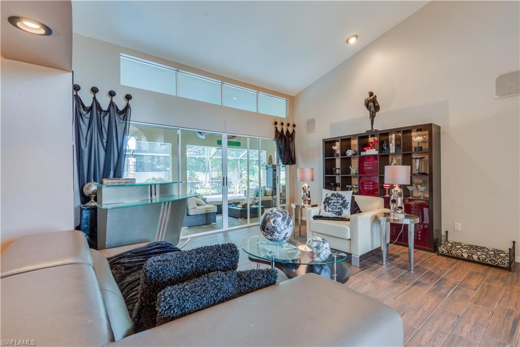 MAHOGANY RUN - Residential