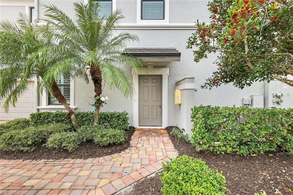 12045 Covent Garden CT 2101