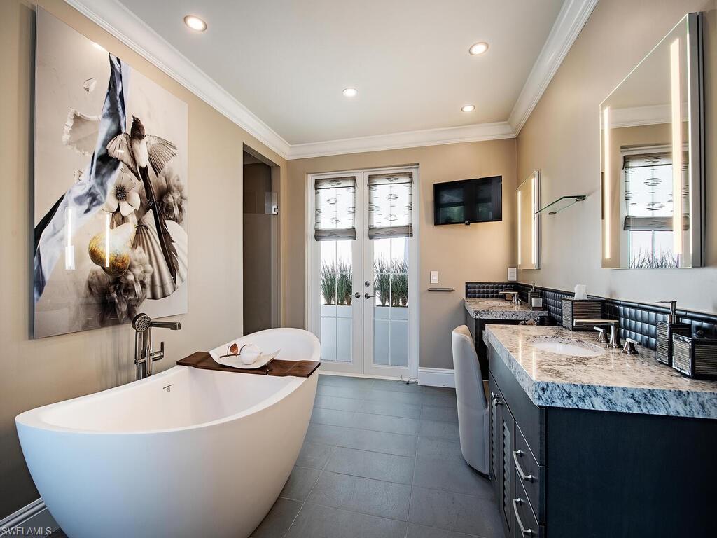 MANORS OF ST. THOMAS - Residential