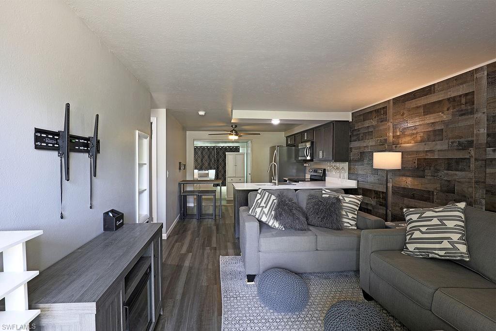 FORT MYERS - Residential Lease