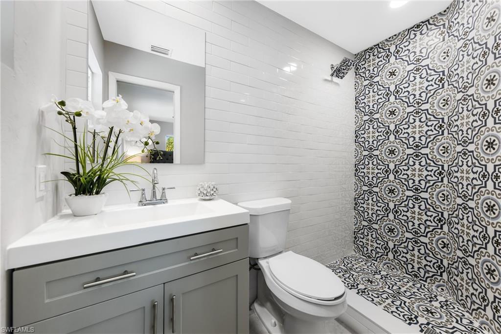 NORTH FORT MYERS - Residential Lease