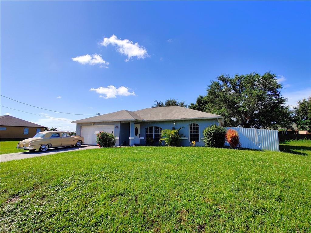 CAPE CORAL - Residential