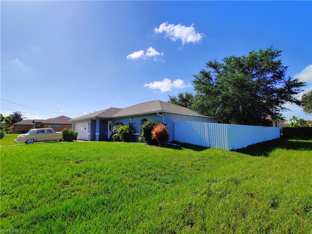 CAPE CORAL - Residential