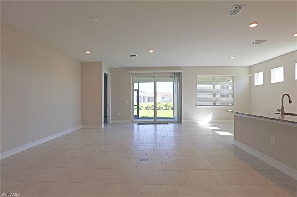 STONEWATER - Residential Lease