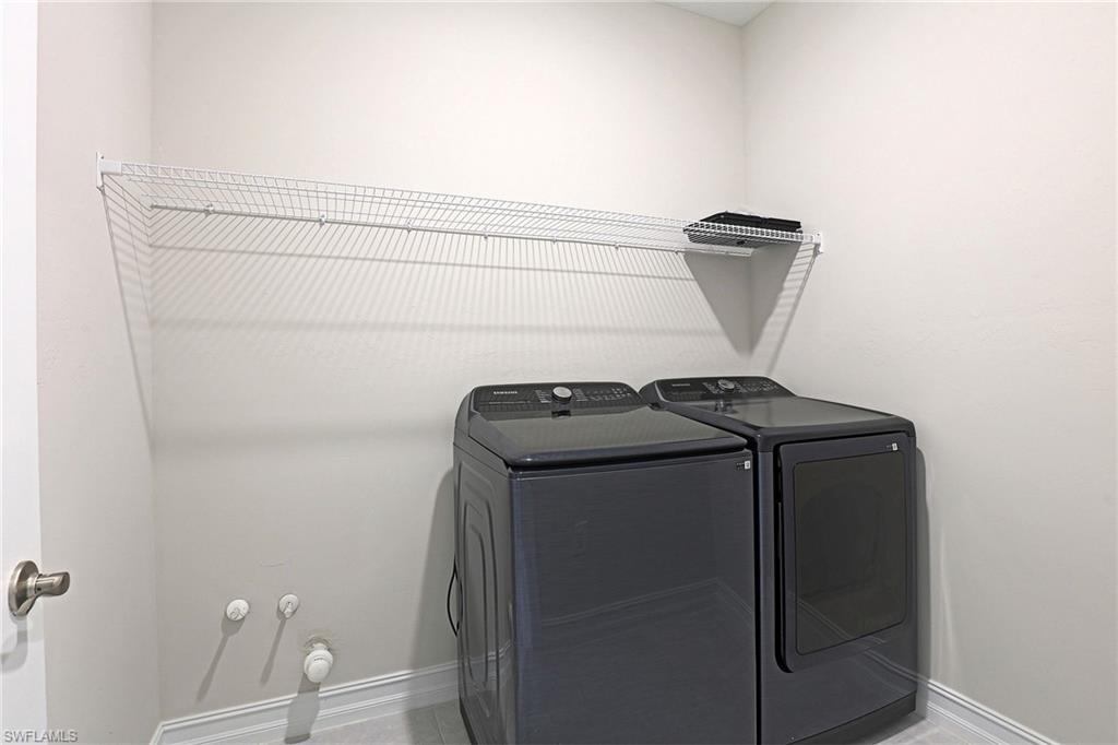 STONEWATER - Residential Lease