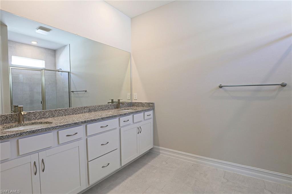 STONEWATER - Residential Lease