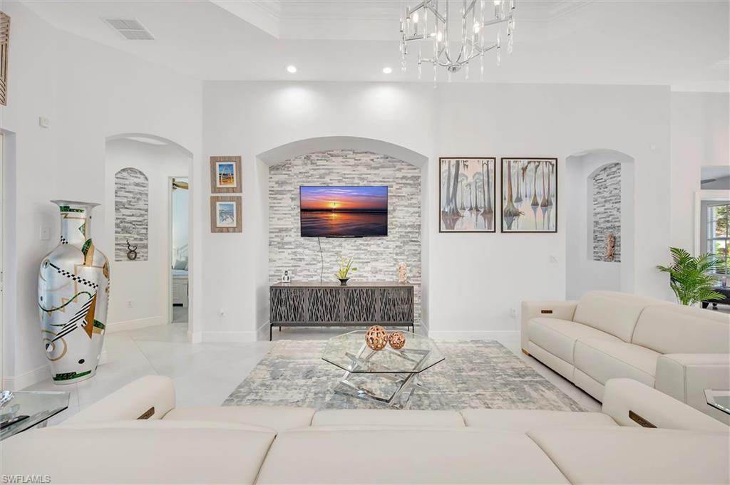 MUSTANG ISLAND - Residential