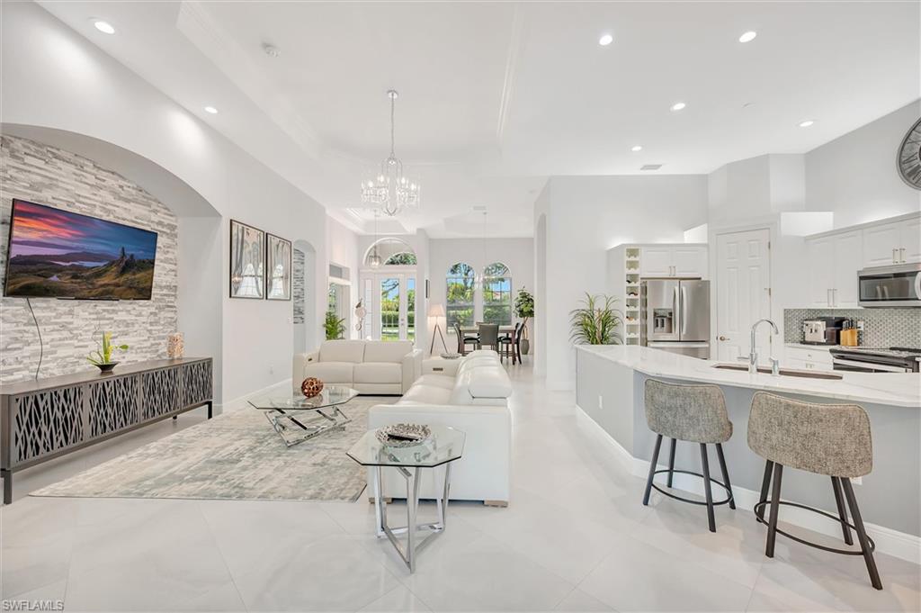 MUSTANG ISLAND - Residential