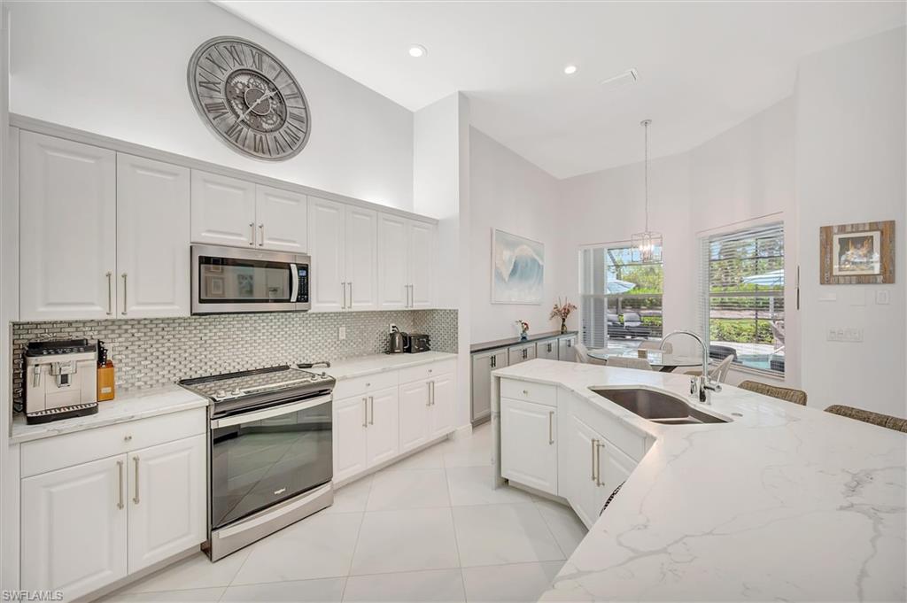 MUSTANG ISLAND - Residential