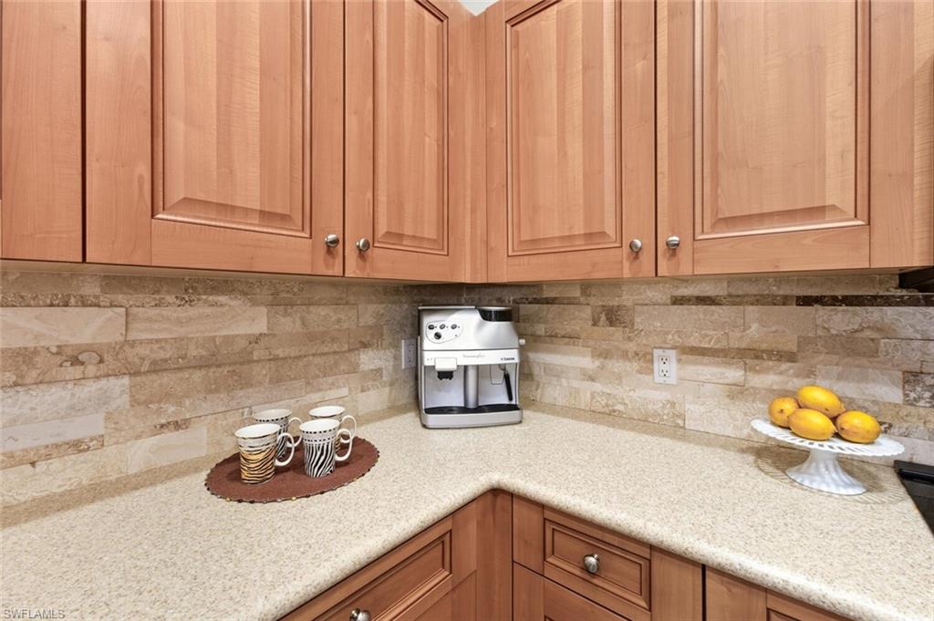 LONGSHORE LAKE - Residential Lease