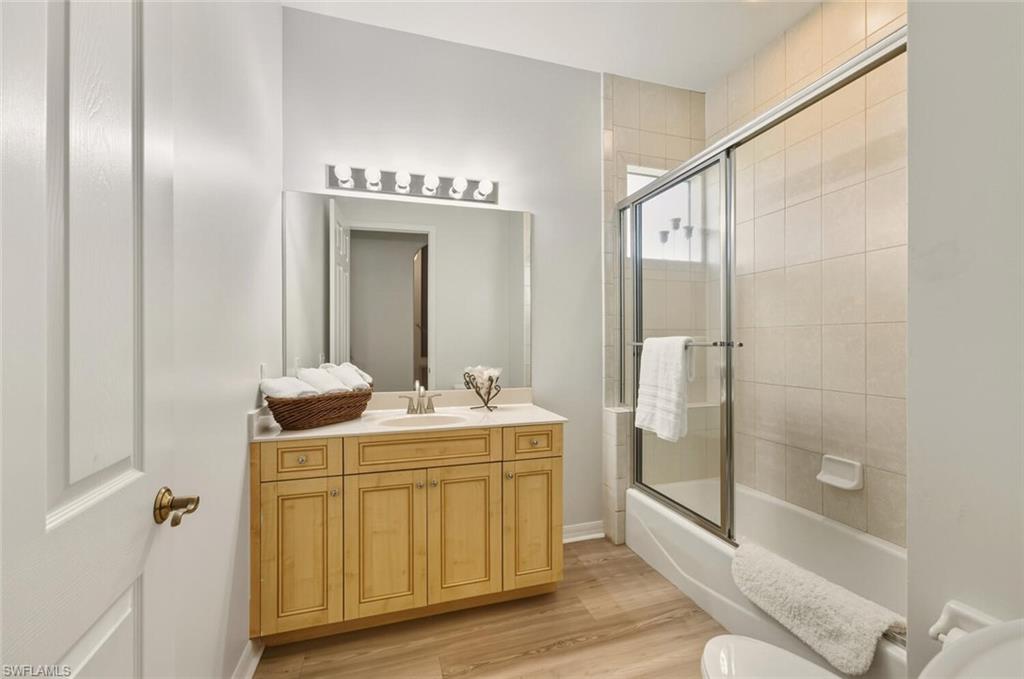 LONGSHORE LAKE - Residential Lease