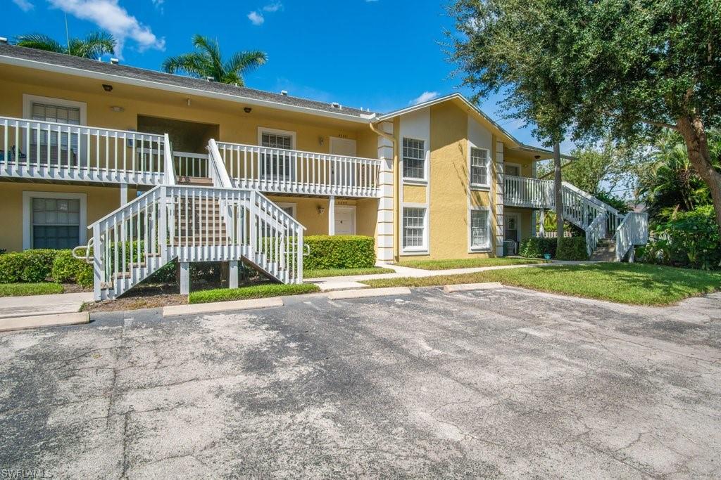 VILLAGE WEST - Residential