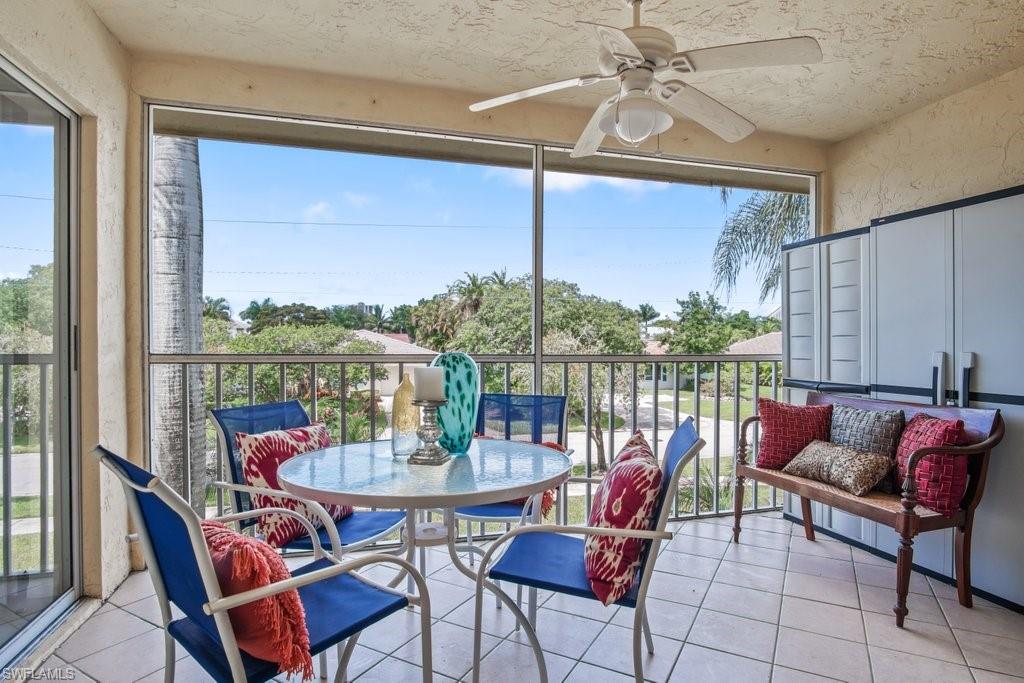 VILLAGE WEST - Residential