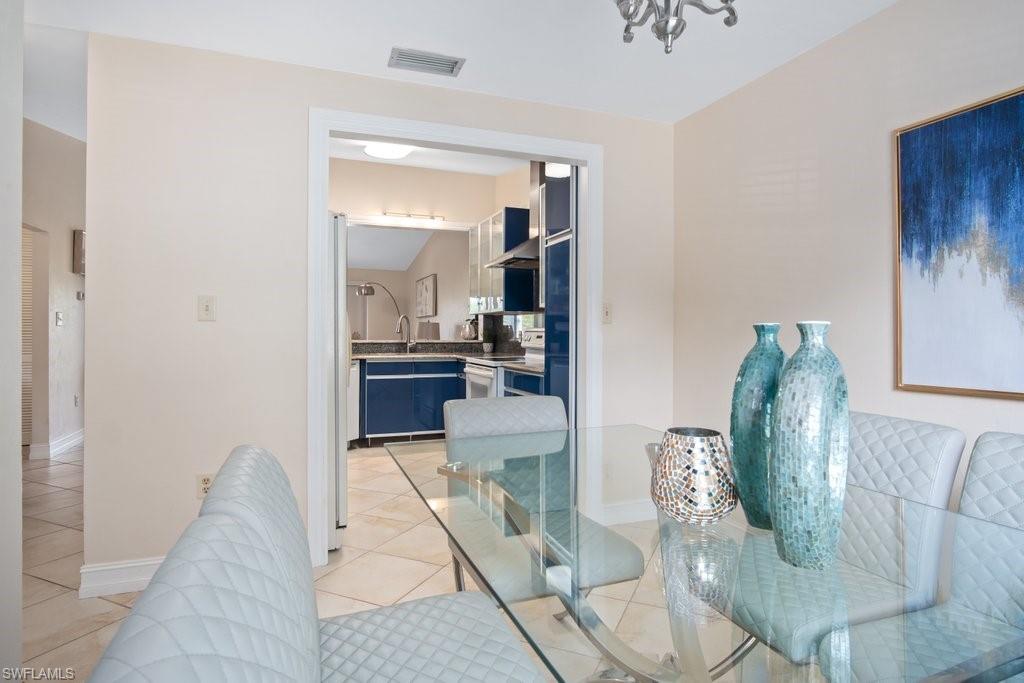 VILLAGE WEST - Residential