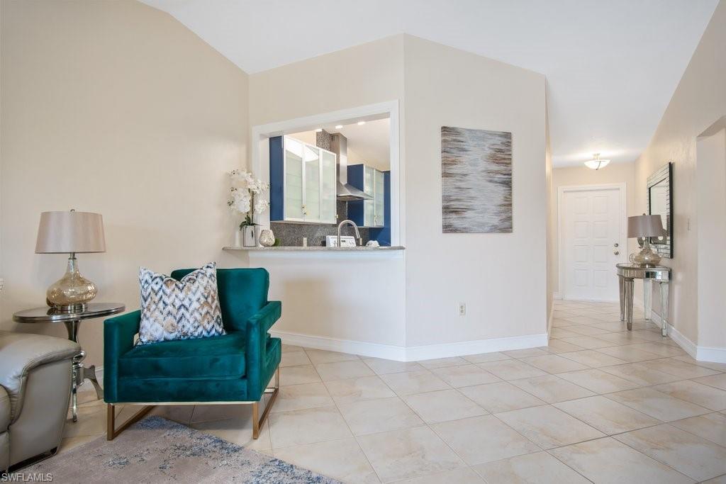 VILLAGE WEST - Residential