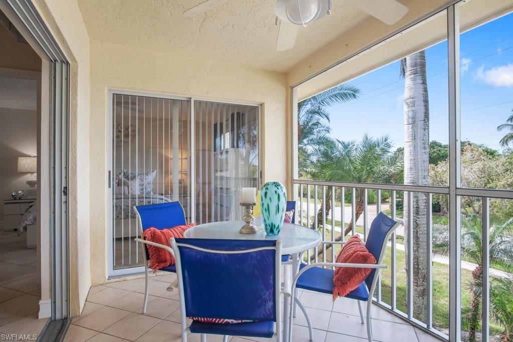 VILLAGE WEST - Residential