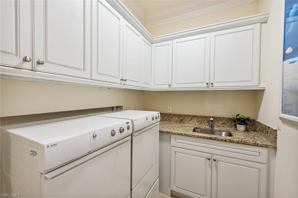 ISLA DEL SOL - Residential