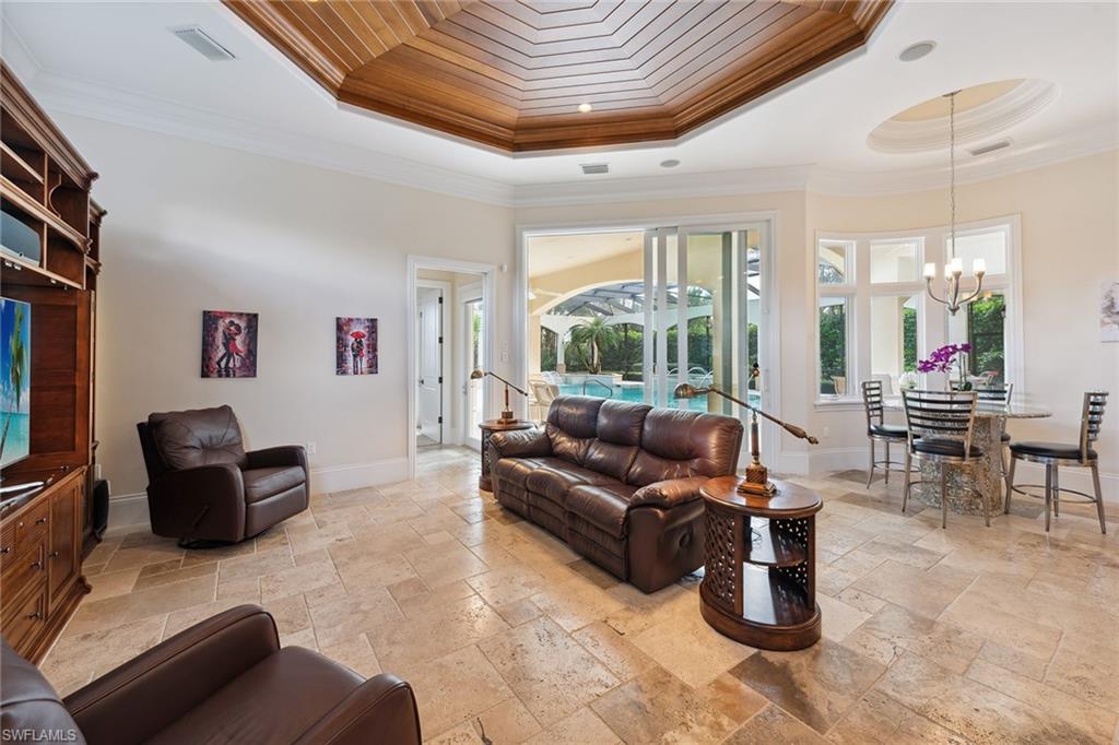 ISLA DEL SOL - Residential