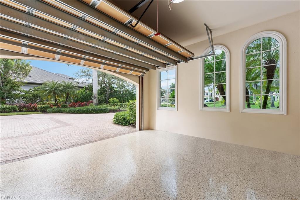 ISLA DEL SOL - Residential