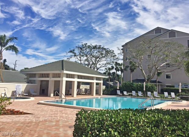 ARBOR TRACE - Residential