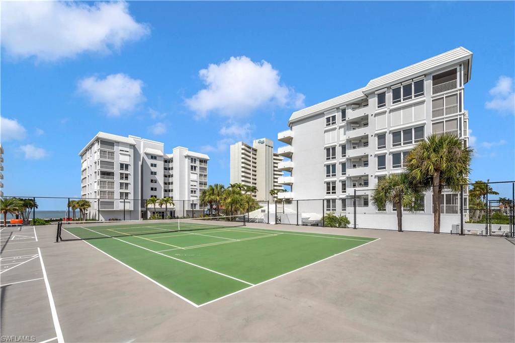 LE DAUPHIN - Residential