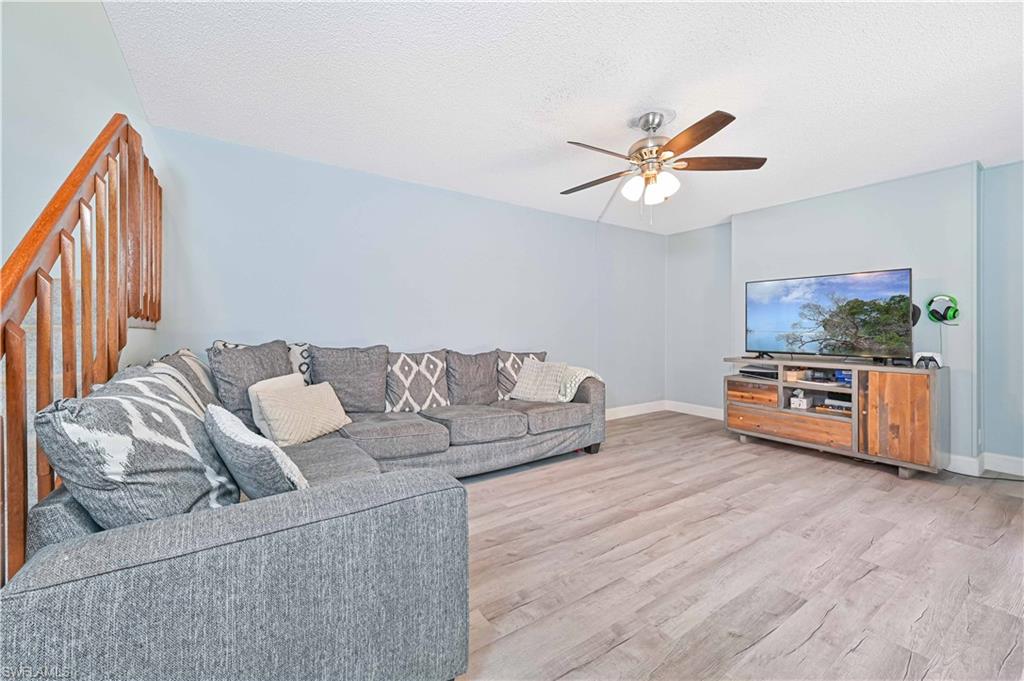 PARKWOODS TOWNHOUSE COMMUNITY - Residential