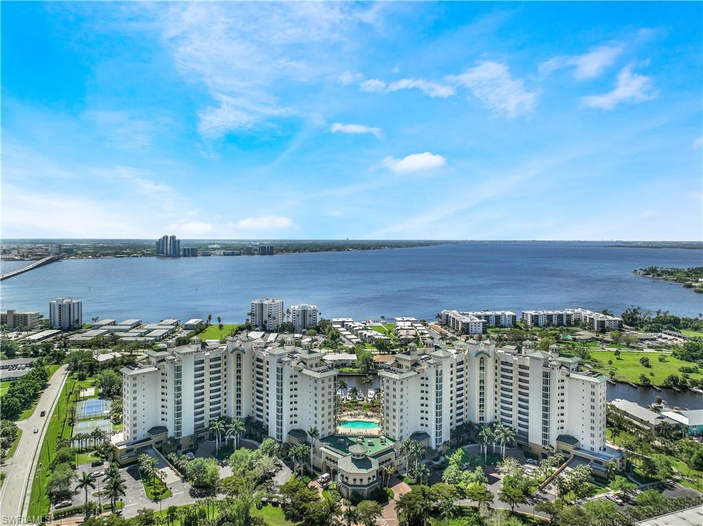 NORTH STAR YACHT CLUB - Residential