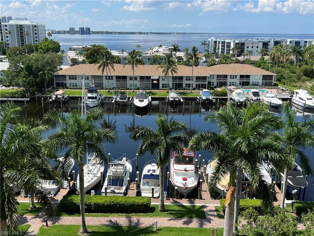 NORTH STAR YACHT CLUB - Residential